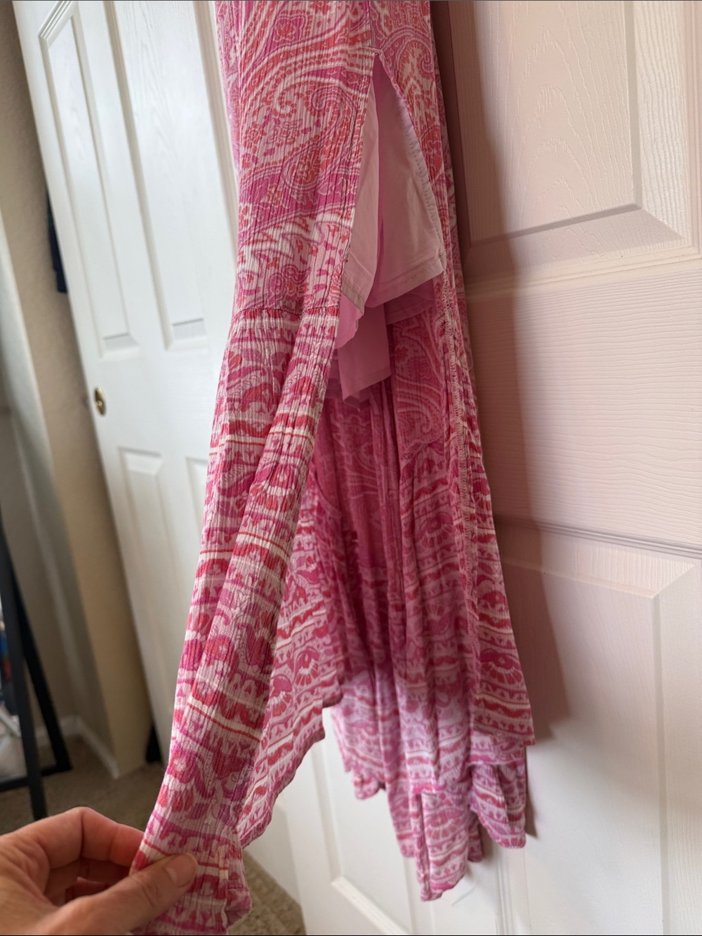 Hollister Pink Paisley Halter Maxi - Picture 2 of 6